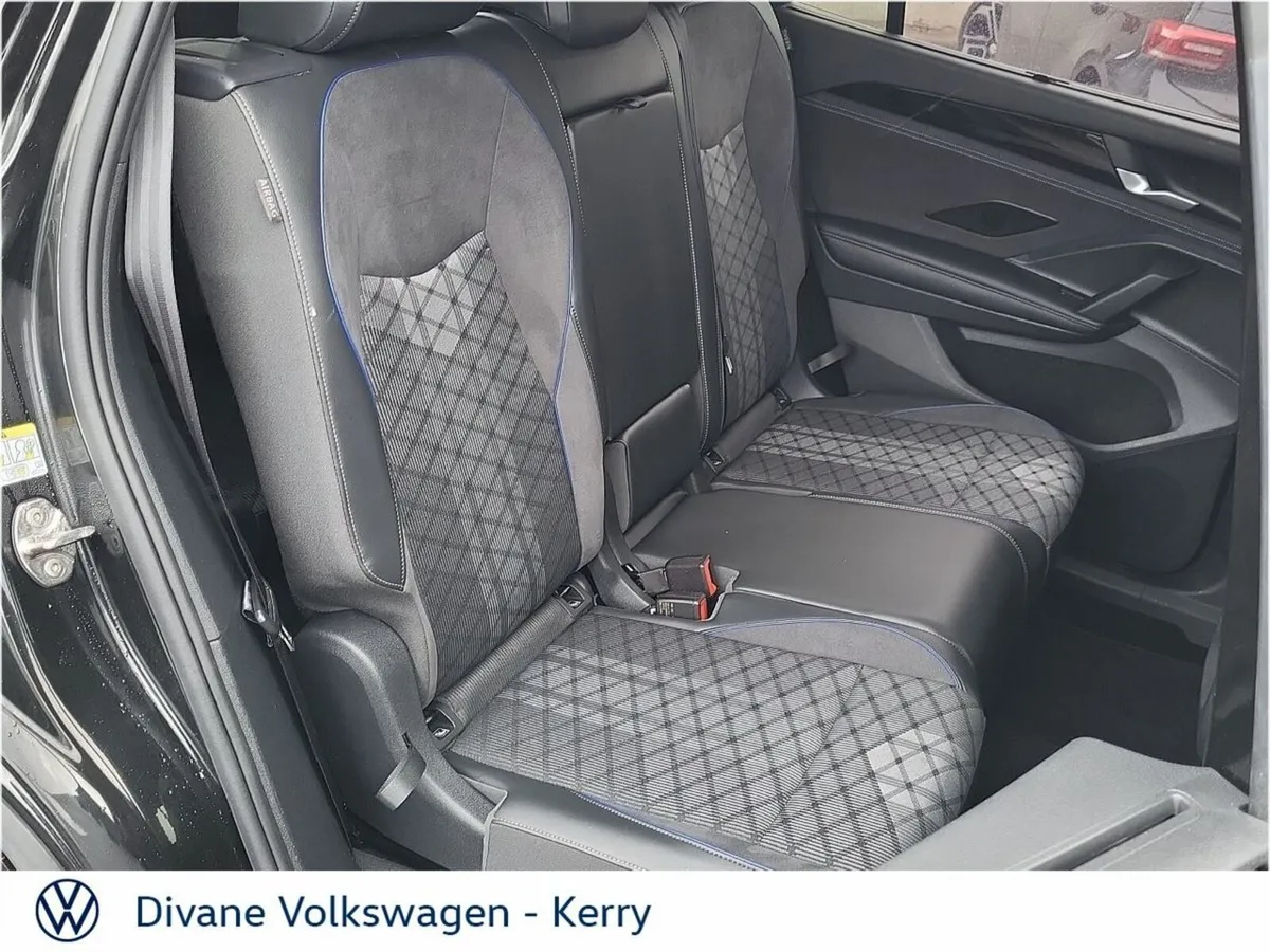 Volkswagen Tayron SUV, Diesel, 2025, Black