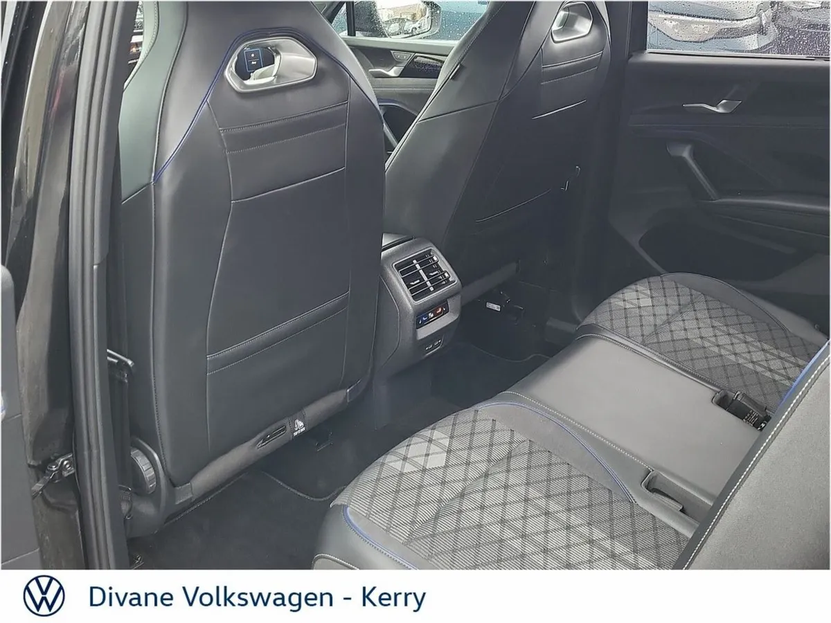 Volkswagen Tayron SUV, Diesel, 2025, Black