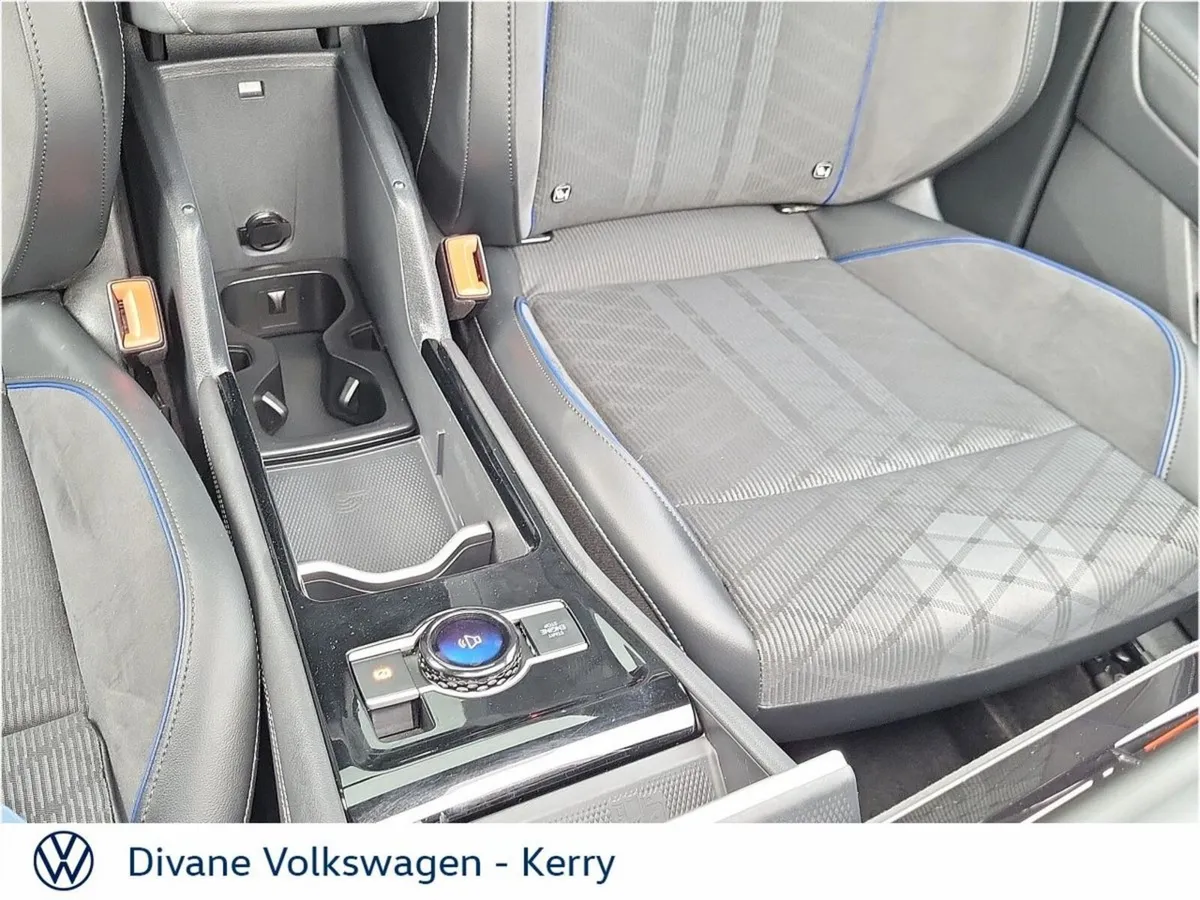 Volkswagen Tayron SUV, Diesel, 2025, Black