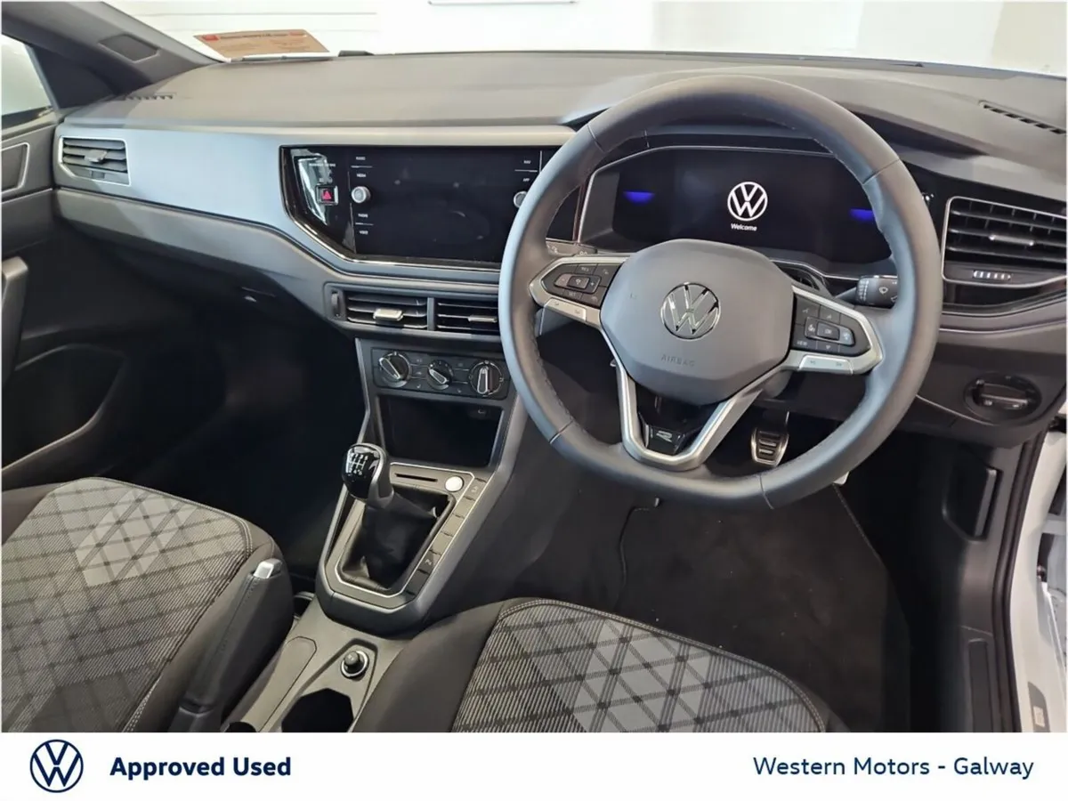 Volkswagen Taigo Hatchback, Petrol, 2026, White