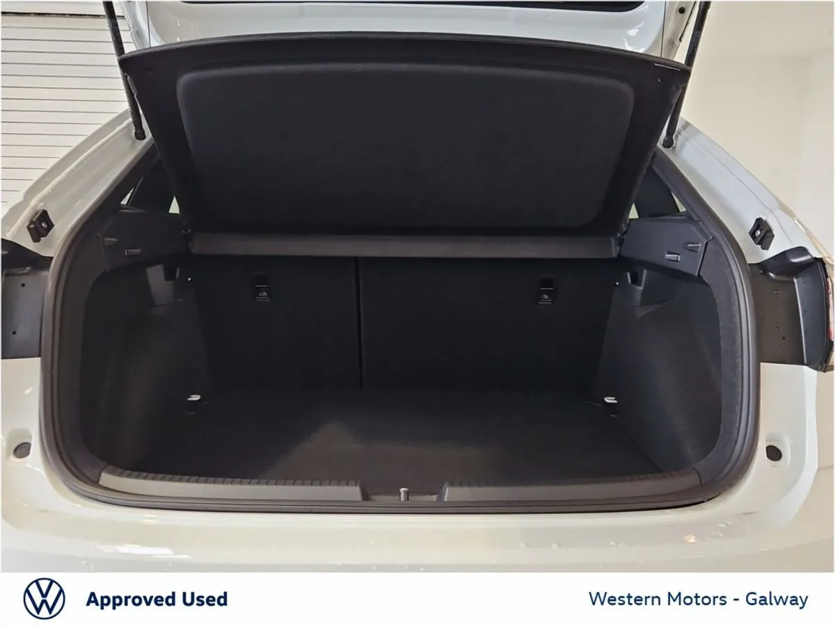 Volkswagen Taigo Hatchback, Petrol, 2026, White