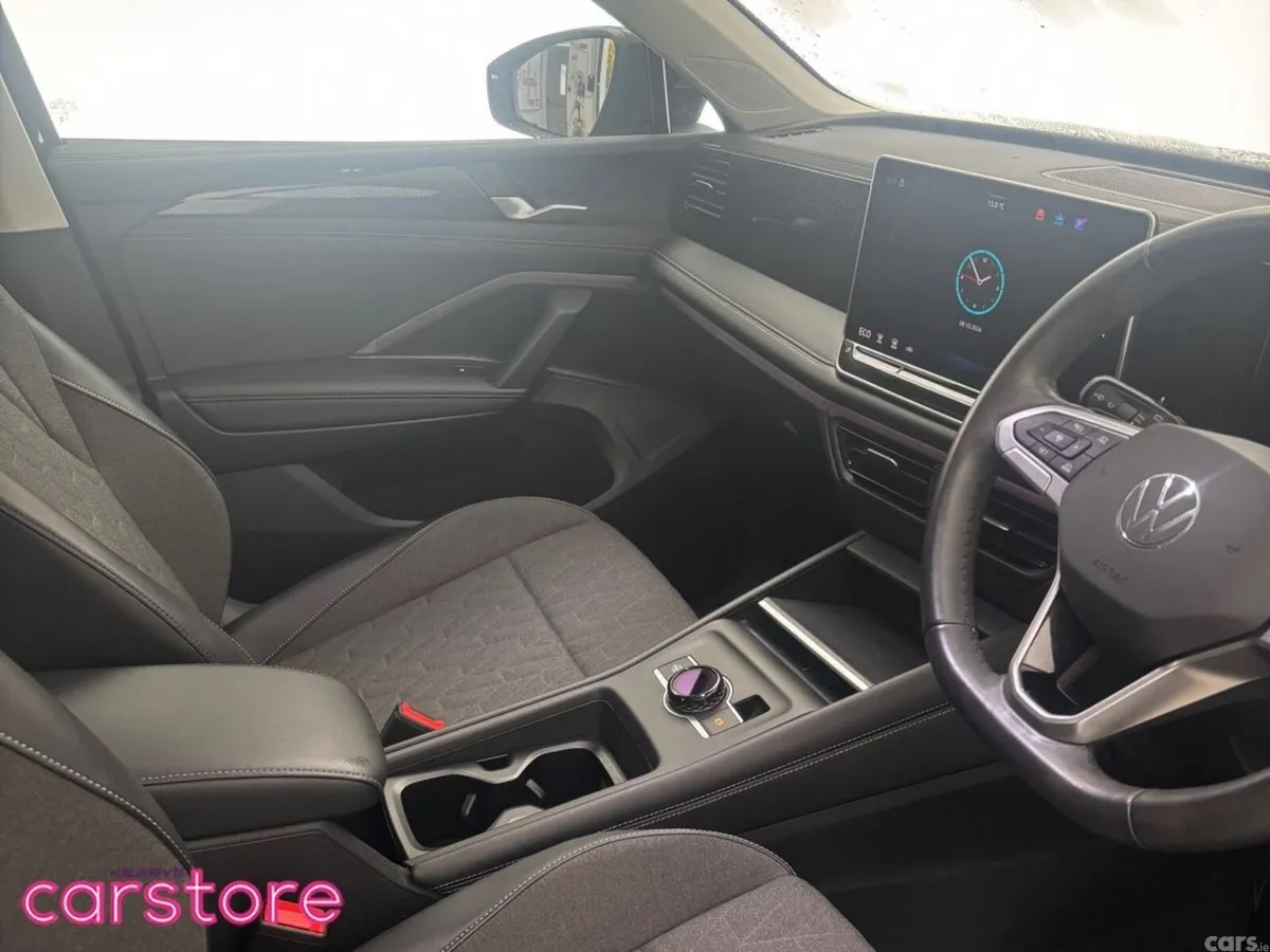 Volkswagen Tiguan SUV, Petrol Hybrid, 2024, Black