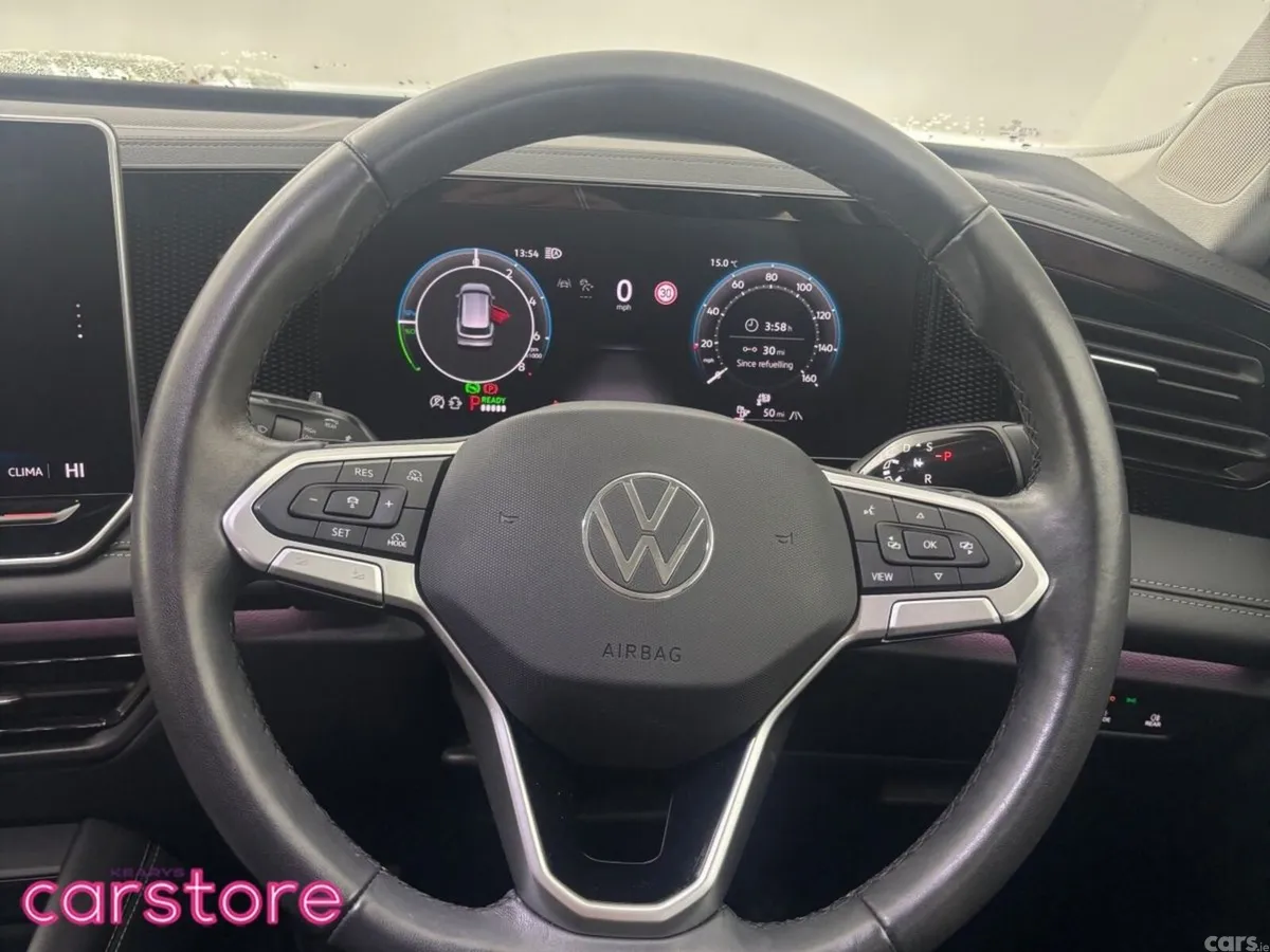 Volkswagen Tiguan SUV, Petrol Hybrid, 2024, Black