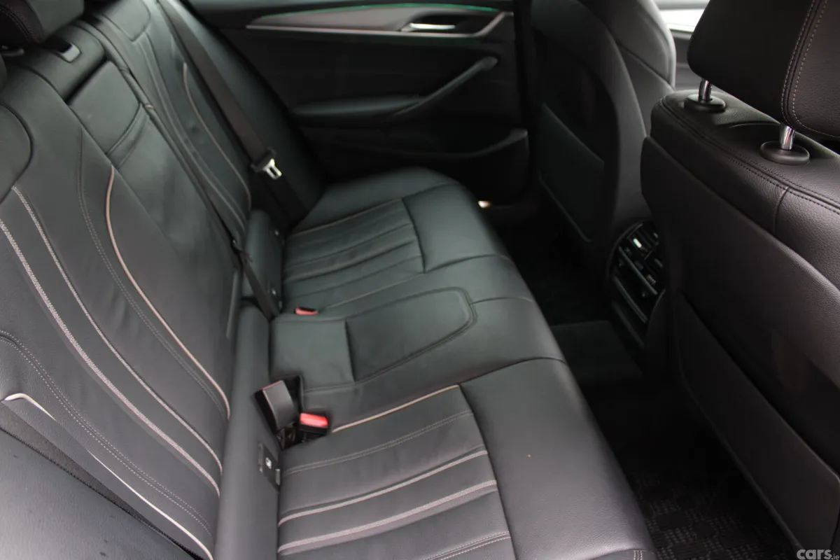 BMW 5-Series Estate, Diesel, 2019, Black