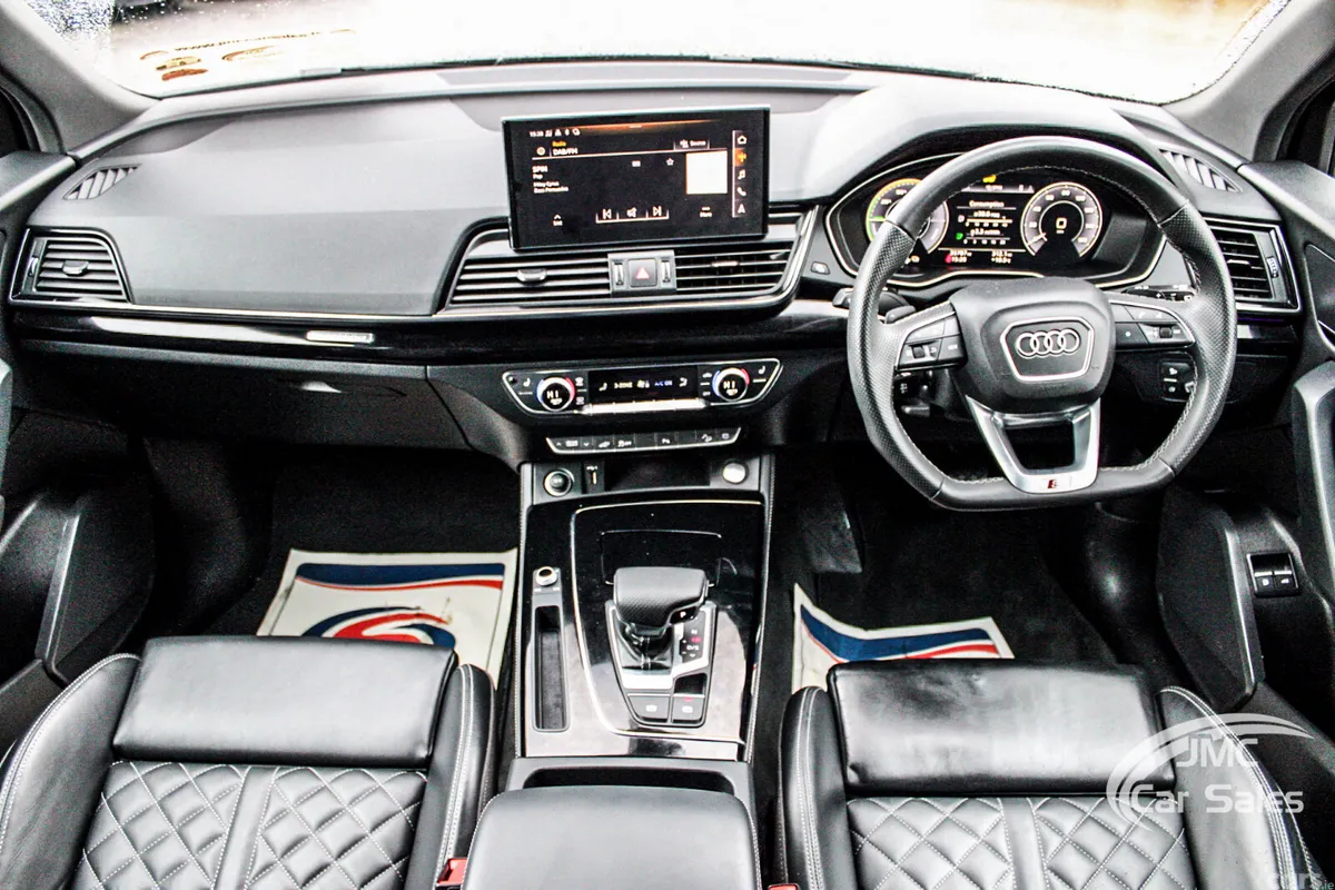 Audi Q5 SUV, Petrol Hybrid, 2023, Black