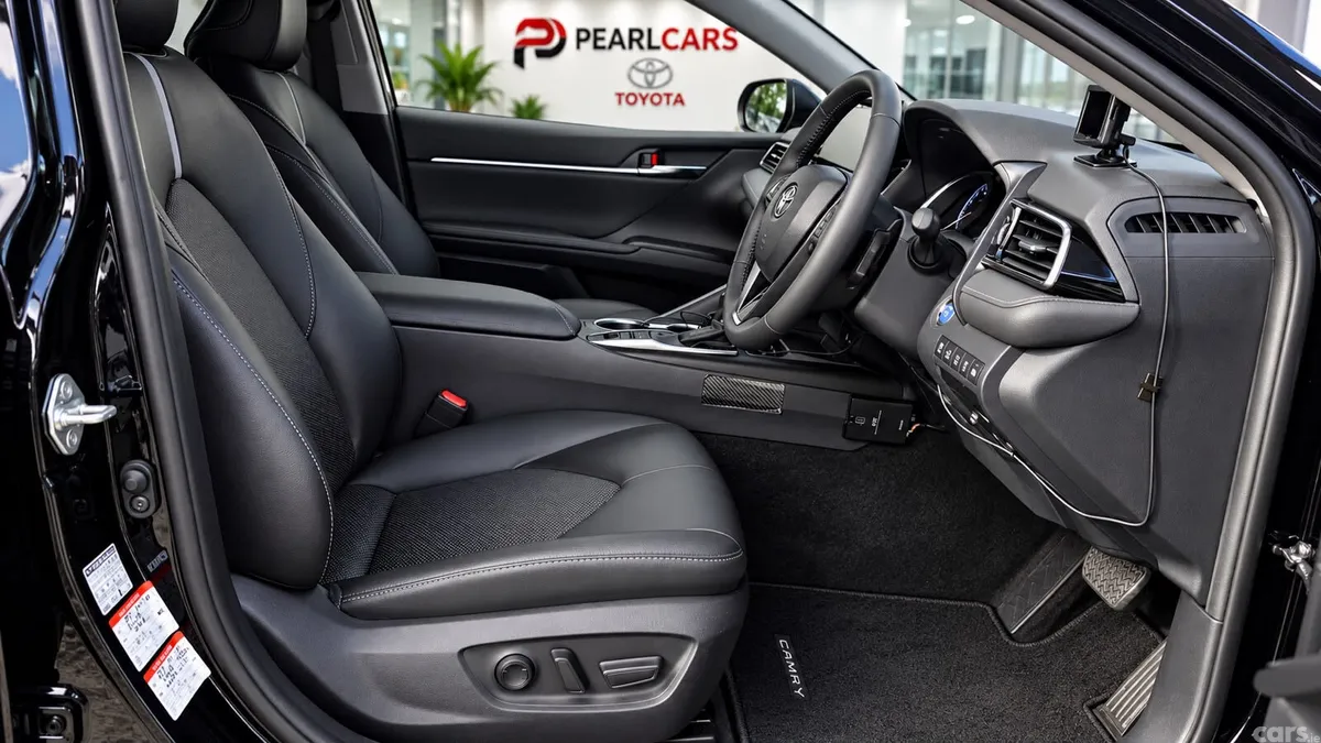 Toyota Camry Saloon, Petrol Hybrid, 2023, Black