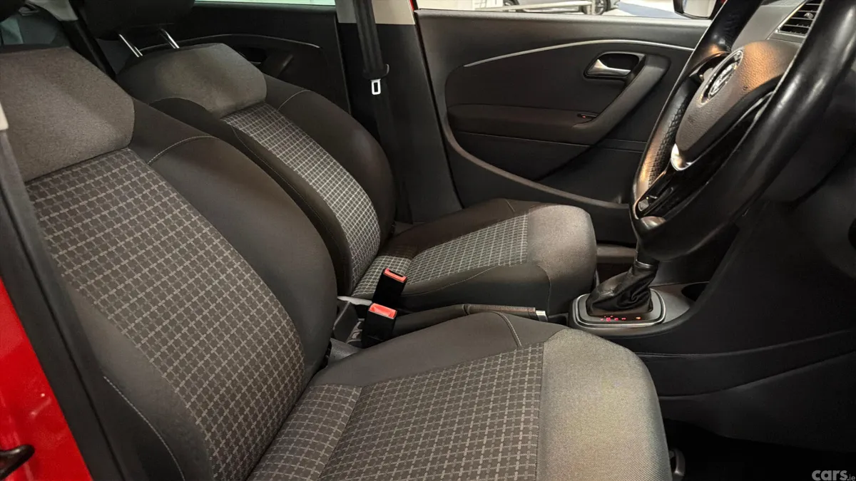 Volkswagen Polo Hatchback, Petrol, 2014, Red