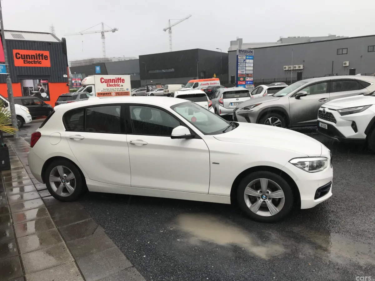 BMW 1-Series Hatchback, Petrol, 2018, White