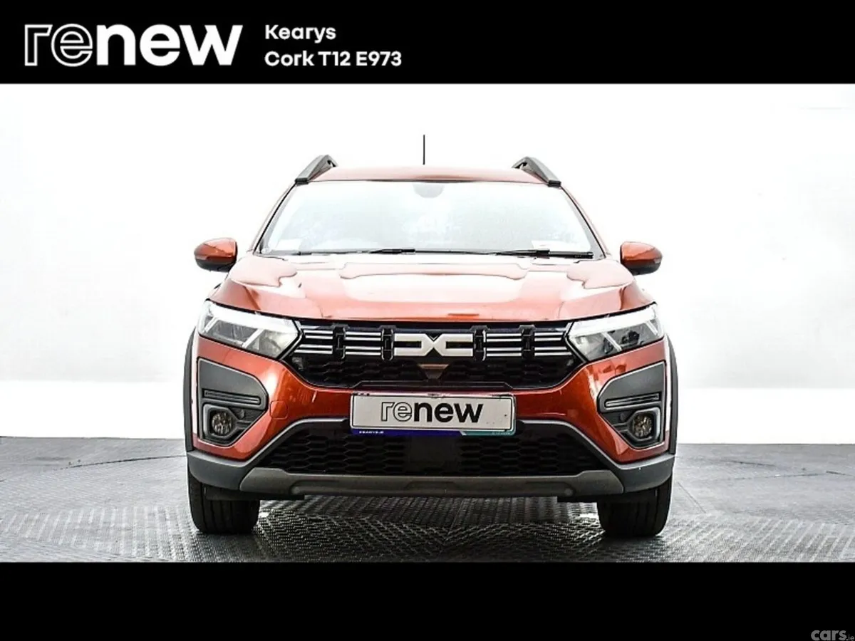 Dacia Jogger MPV, Petrol, 2023, Brown