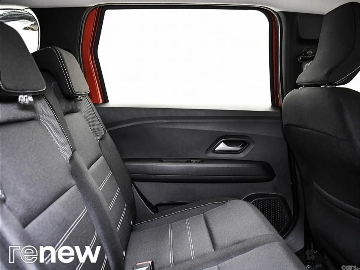 Dacia Jogger MPV, Petrol, 2023, Brown