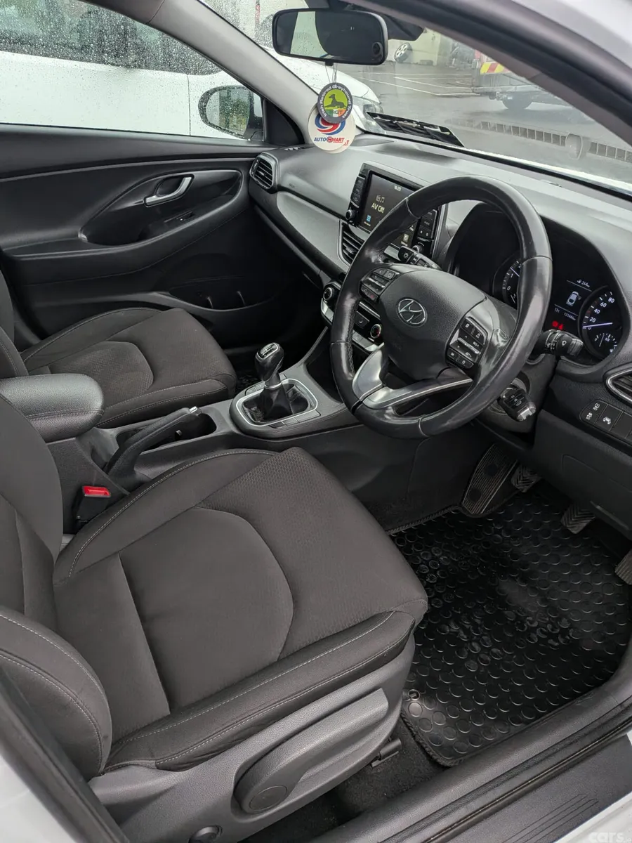 Hyundai i30 Hatchback, Petrol, 2020, White