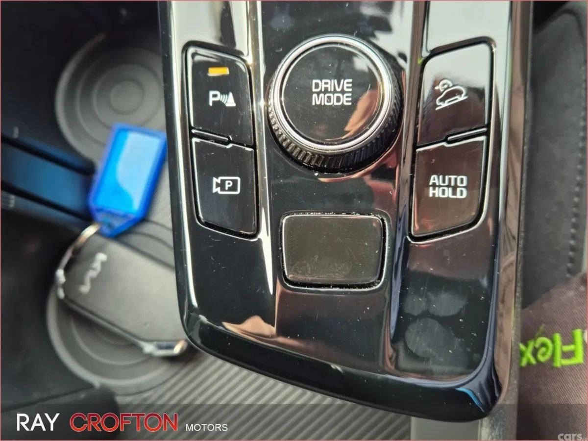 Kia Sportage SUV, Petrol Hybrid, 2025, White