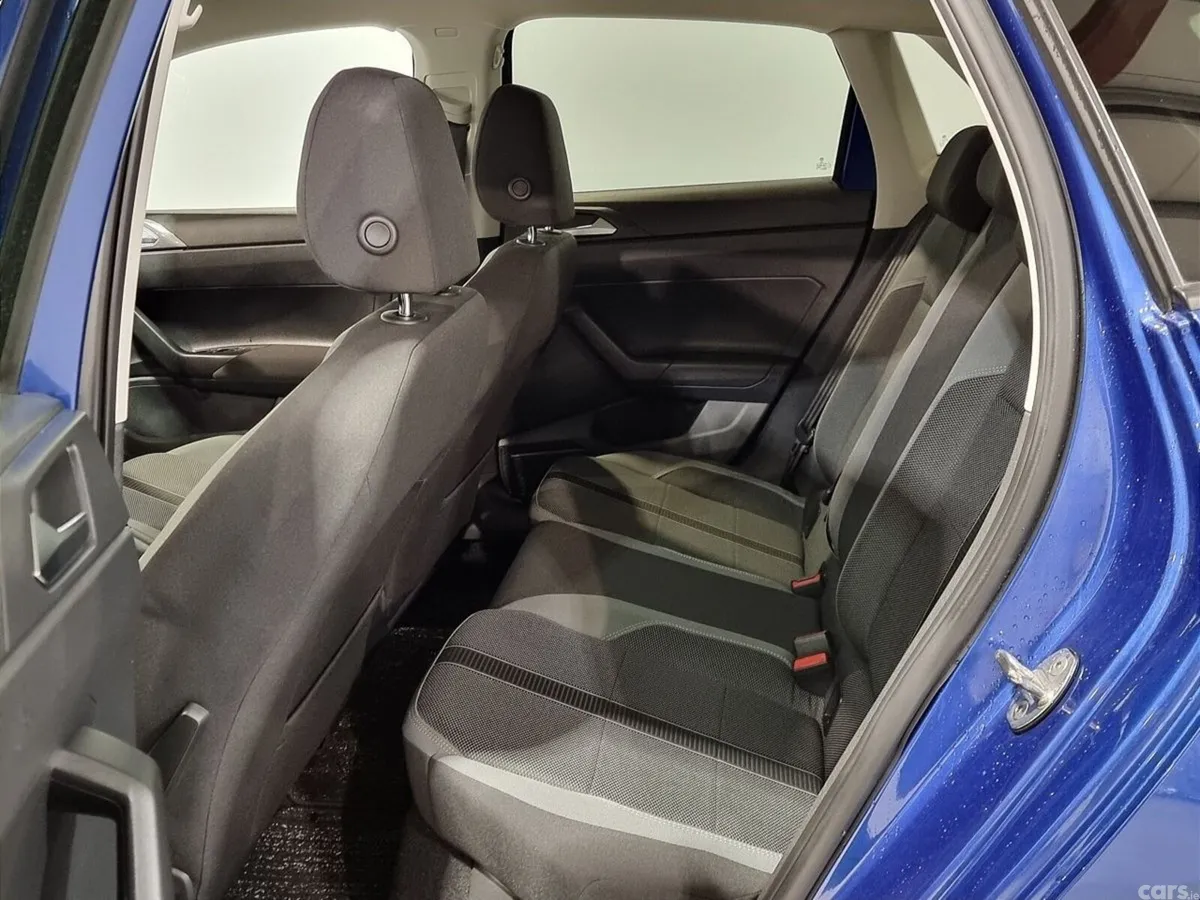 Volkswagen Polo Hatchback, Petrol, 2021, Blue