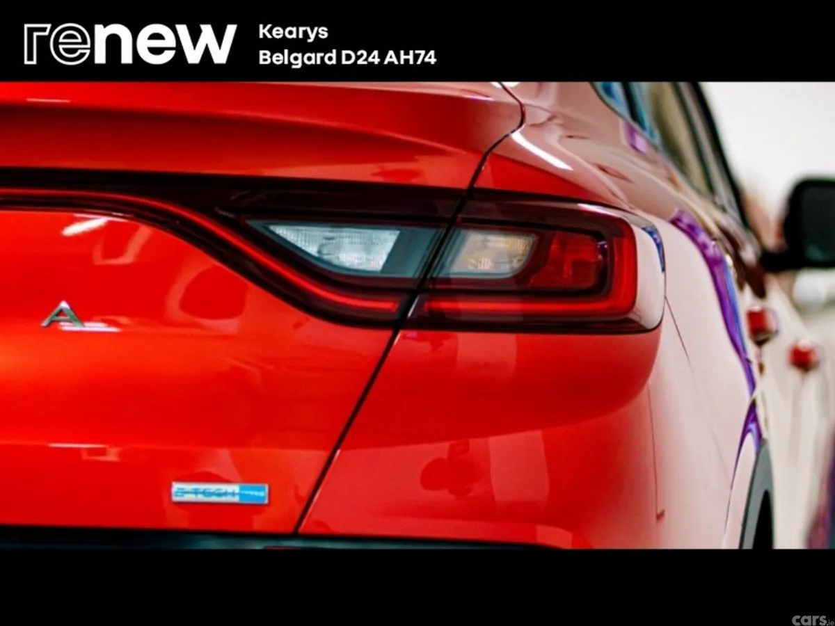 Renault Arkana Hatchback, Petrol, 2023, Red