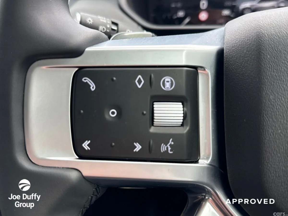 Land Rover Discovery SUV, Diesel, 2024, Black