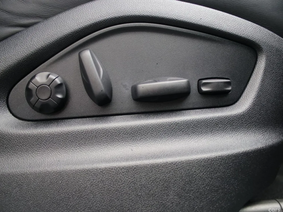 Porsche Cayenne SUV, Petrol Plug-in Hybrid, 2024, Silver
