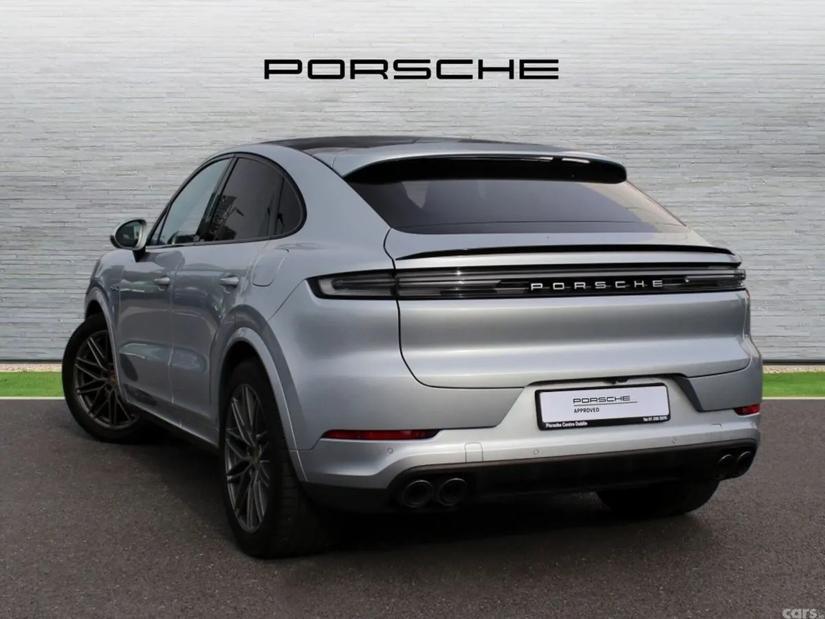 Porsche Cayenne SUV, Petrol Plug-in Hybrid, 2024, Silver