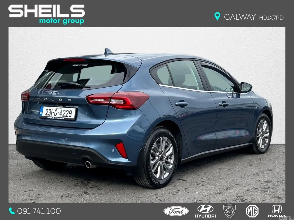 Ford Focus Hatchback, Petrol, 2023, Blue