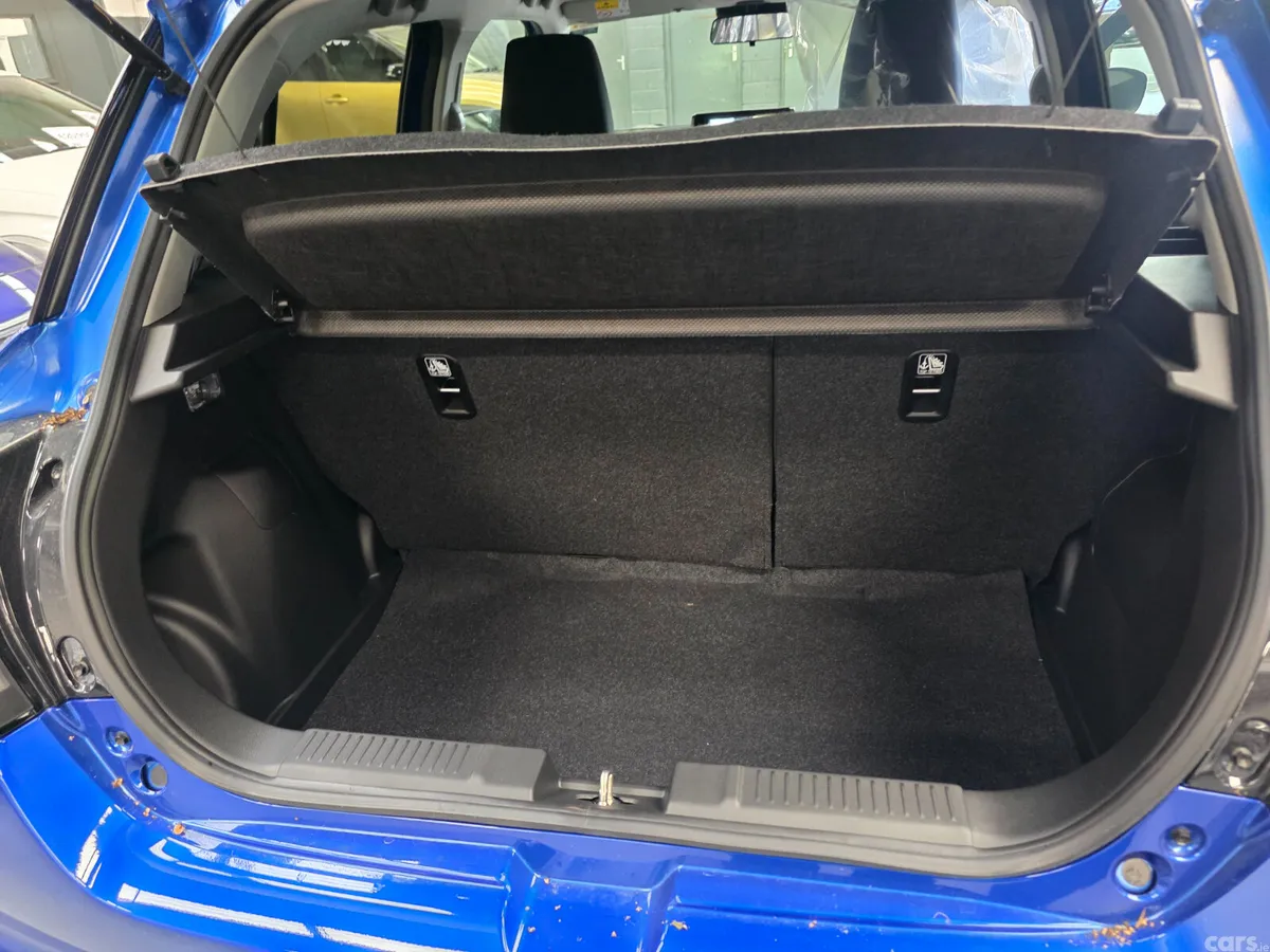 Suzuki Swift Hatchback, Petrol Hybrid, 2026, Blue