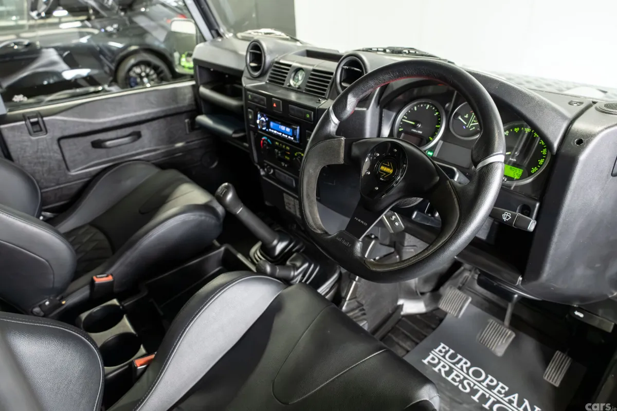 Land Rover Defender SUV, Diesel, 2017, Grey