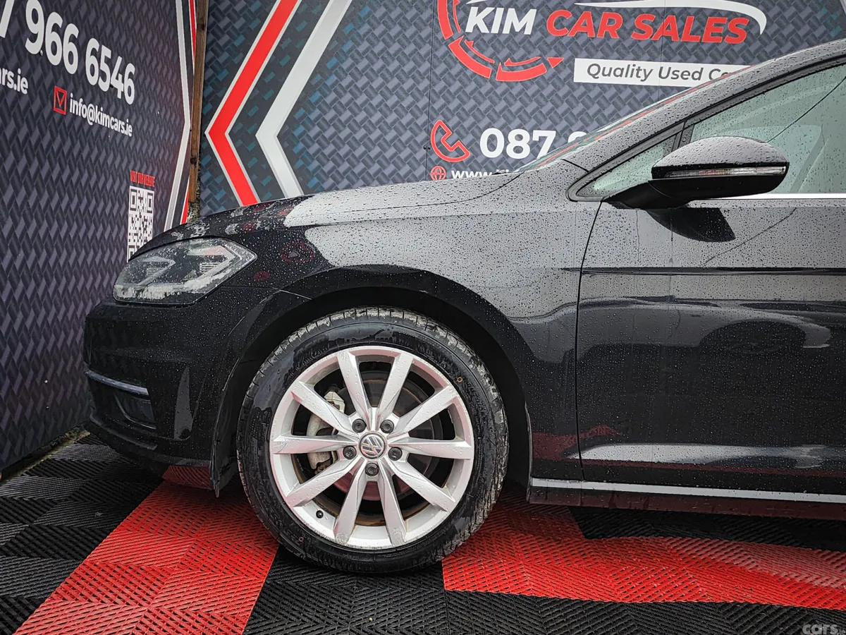 Volkswagen Golf Estate, Petrol, 2019, Black