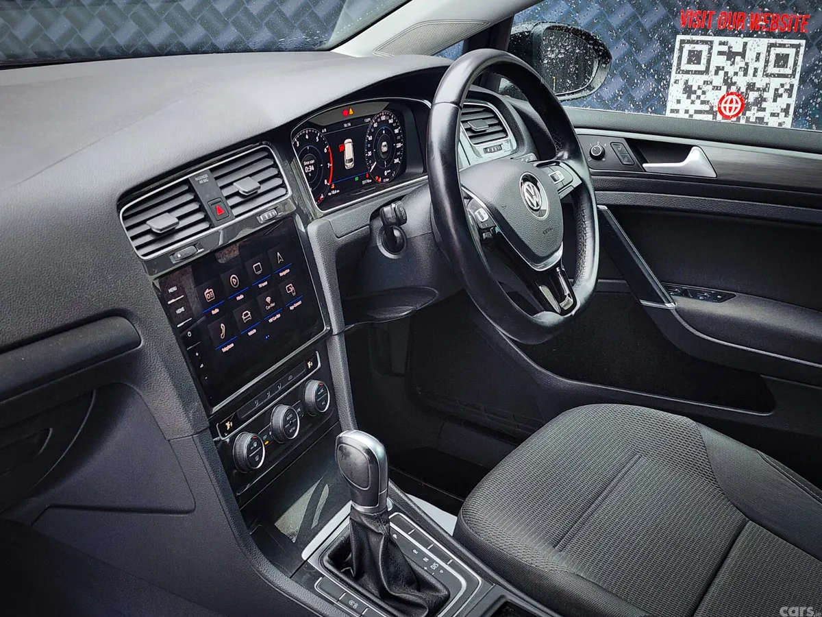 Volkswagen Golf Estate, Petrol, 2019, Black
