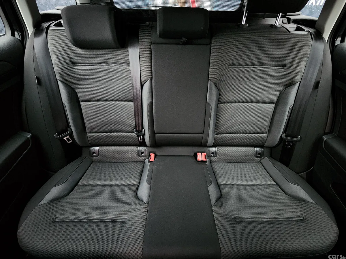 Volkswagen Golf Estate, Petrol, 2019, Black