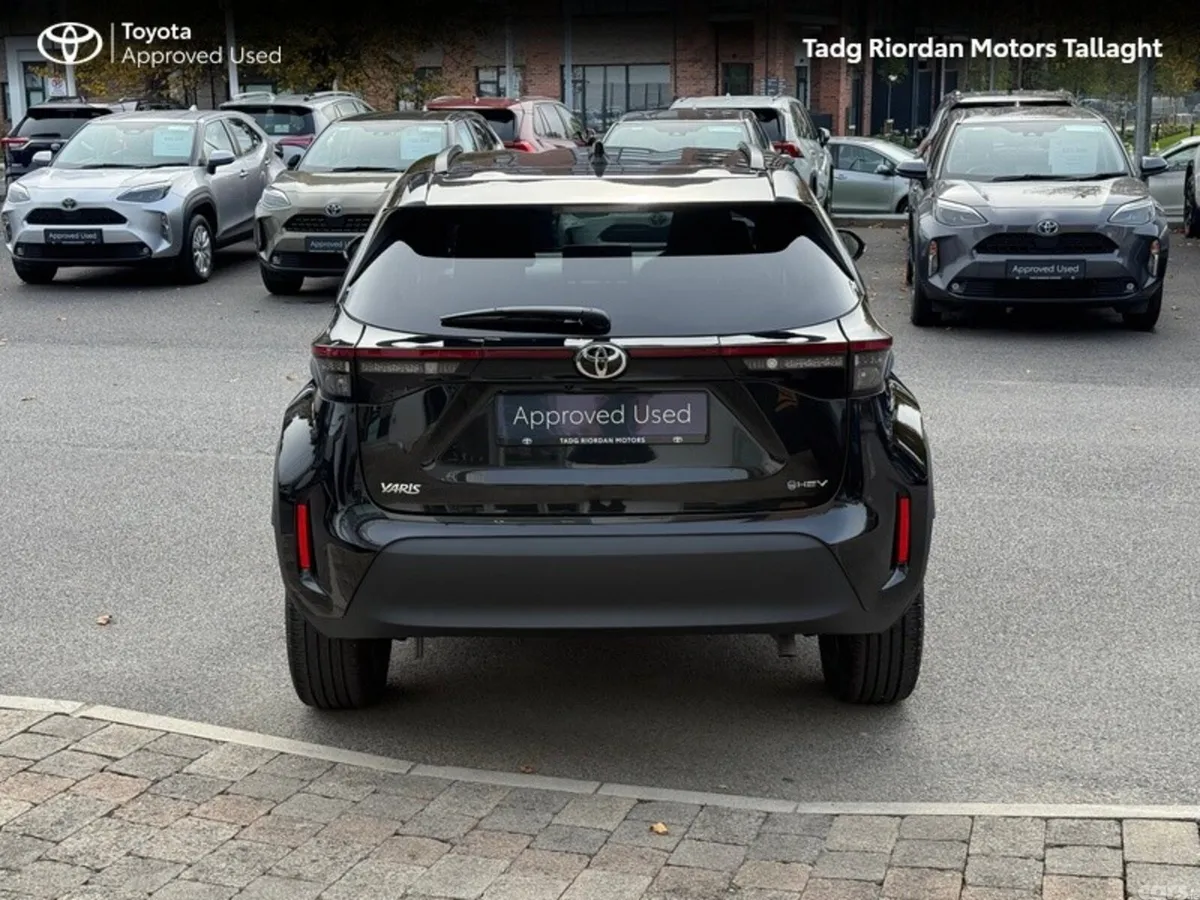 Toyota Yaris Cross SUV, Petrol Hybrid, 2026, Black