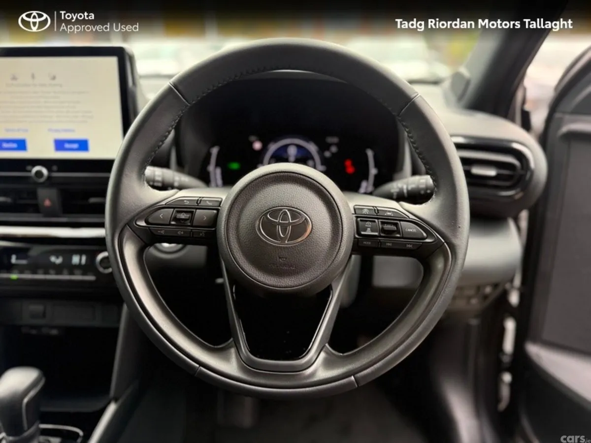 Toyota Yaris Cross SUV, Petrol Hybrid, 2026, Grey