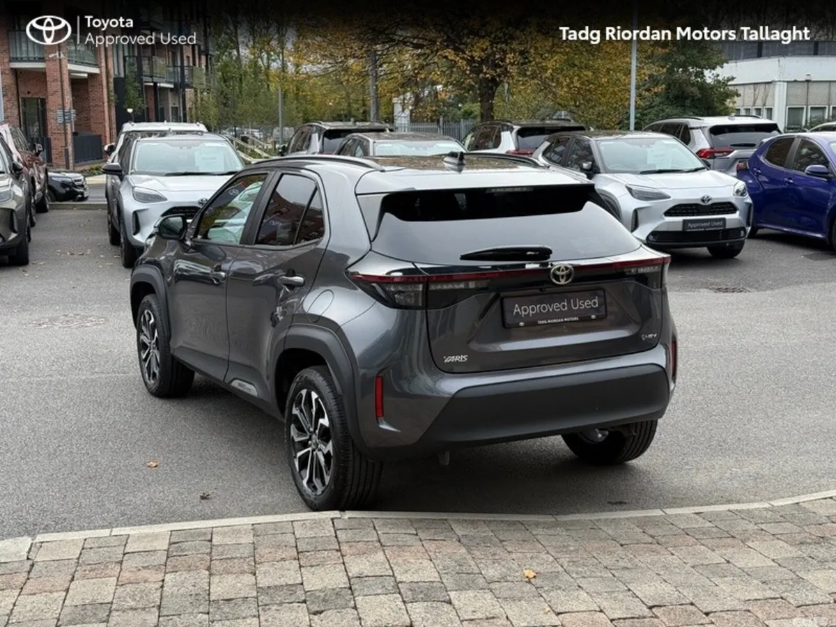 Toyota Yaris Cross SUV, Petrol Hybrid, 2026, Grey