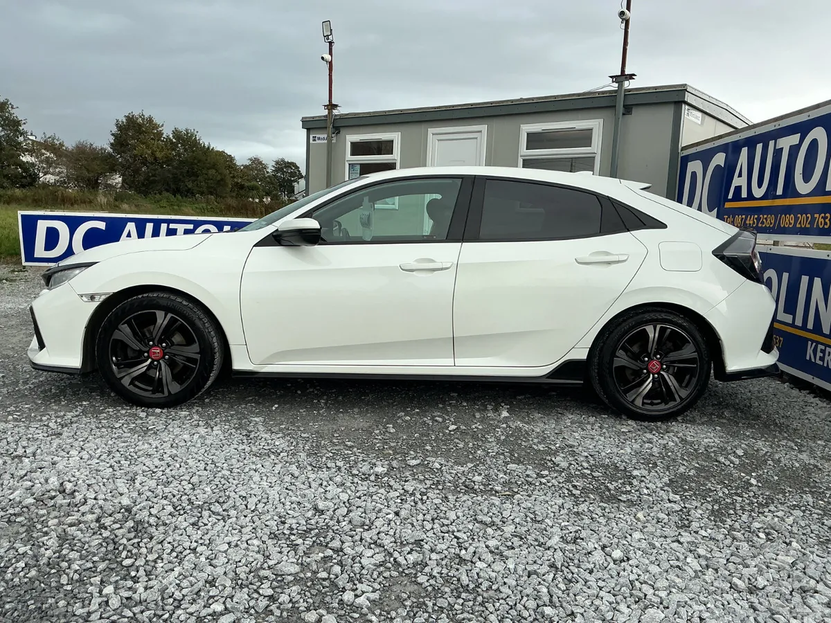 Honda Civic Hatchback, Petrol, 2019, White