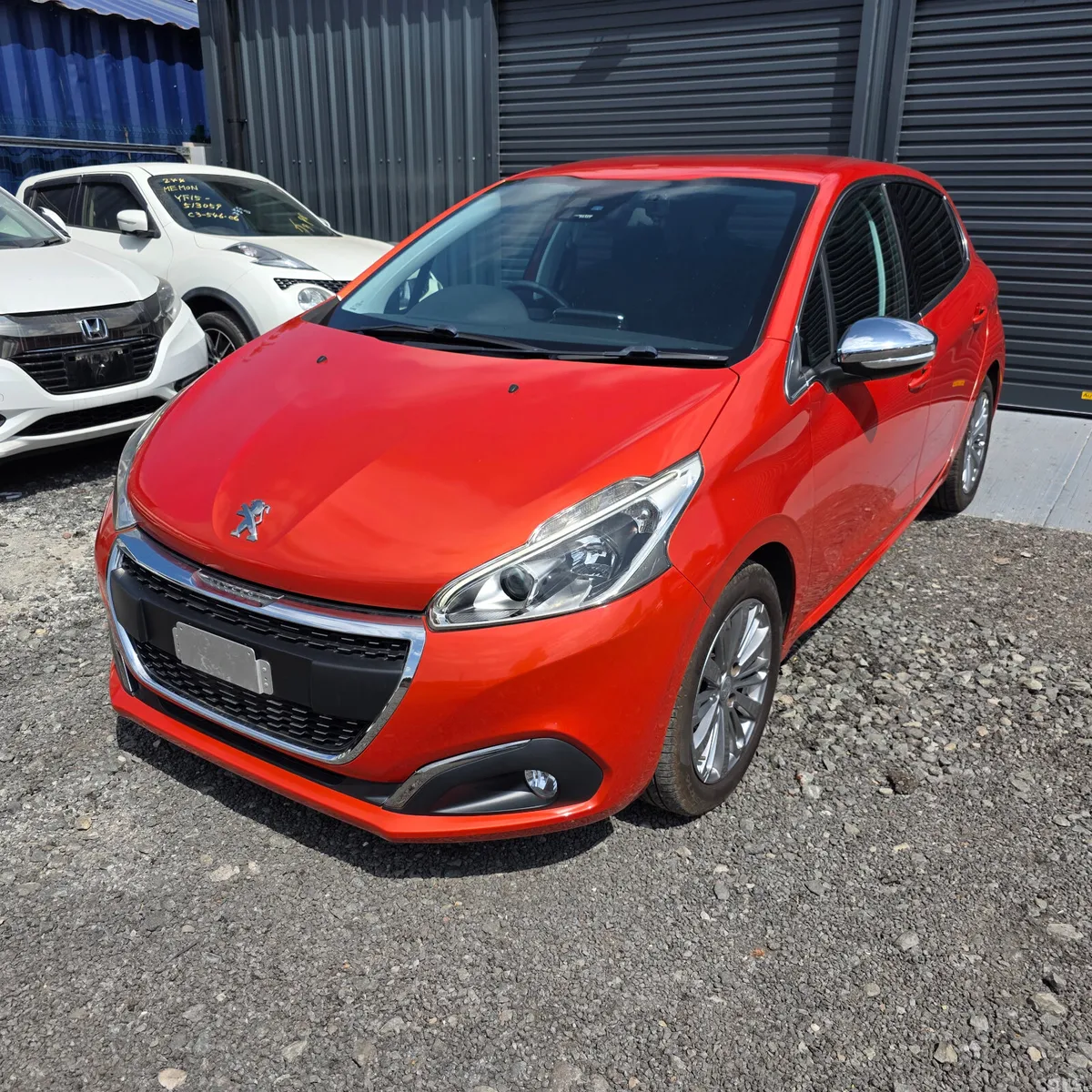Peugeot 208 Hatchback, Petrol, 2017, Orange