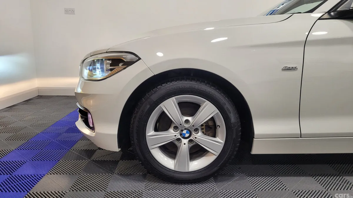 BMW 1-Series Hatchback, Diesel, 2016, White