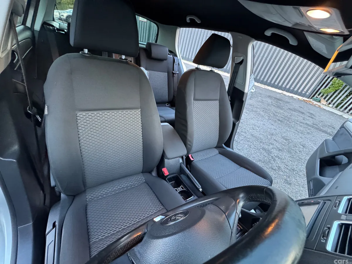 Volkswagen Golf Hatchback, Petrol, 2012, Silver