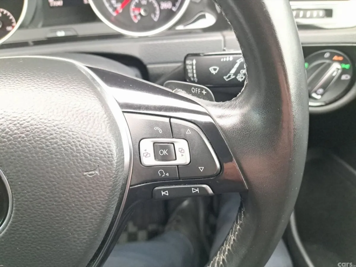 Volkswagen Golf Hatchback, Petrol, 2018, White