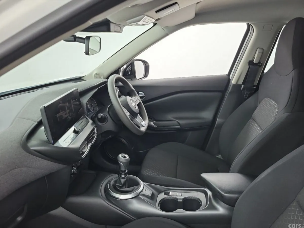 Nissan Juke SUV, Petrol, 2025, White