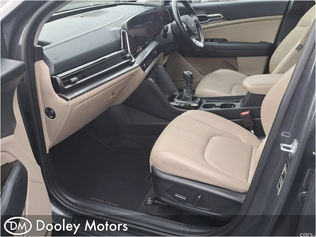 Kia Sportage SUV, Diesel Hybrid, 2023, Grey