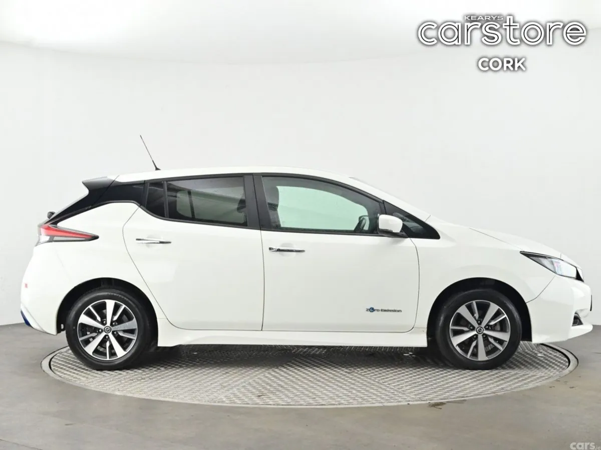 Nissan Leaf Hatchback, Electric, 2020, White