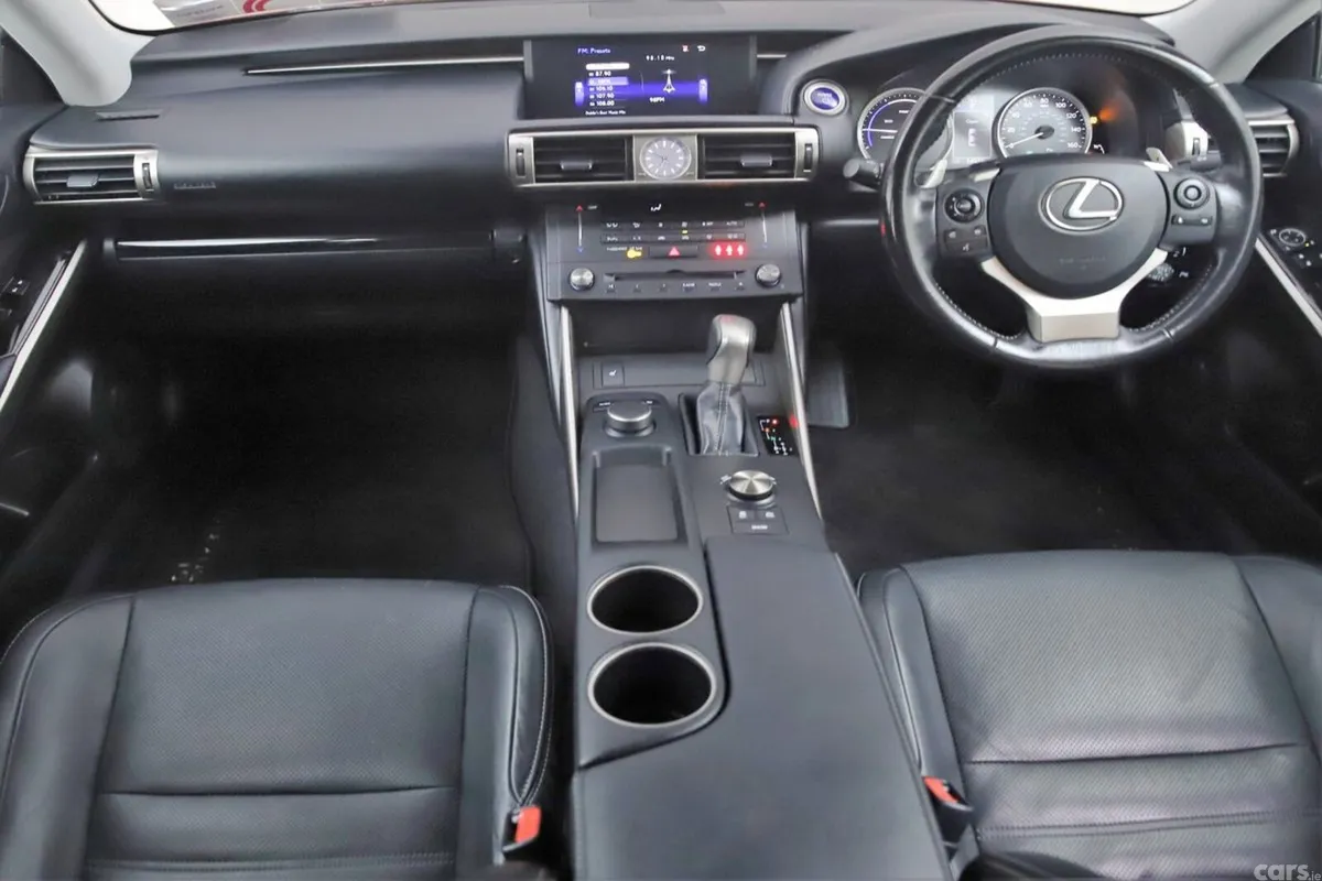Lexus IS Saloon, Petrol Hybrid, 2017, Red
