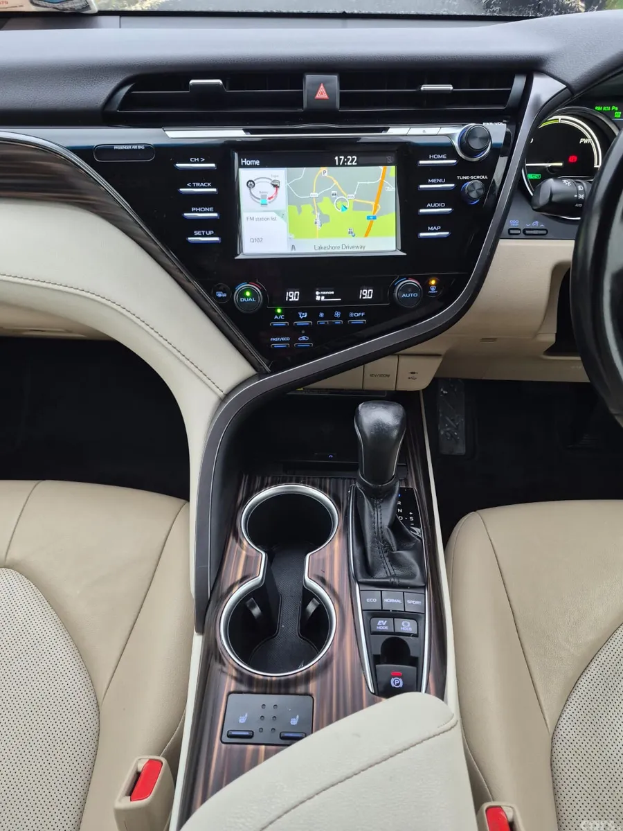 Toyota Camry Saloon, Petrol Hybrid, 2020, Black