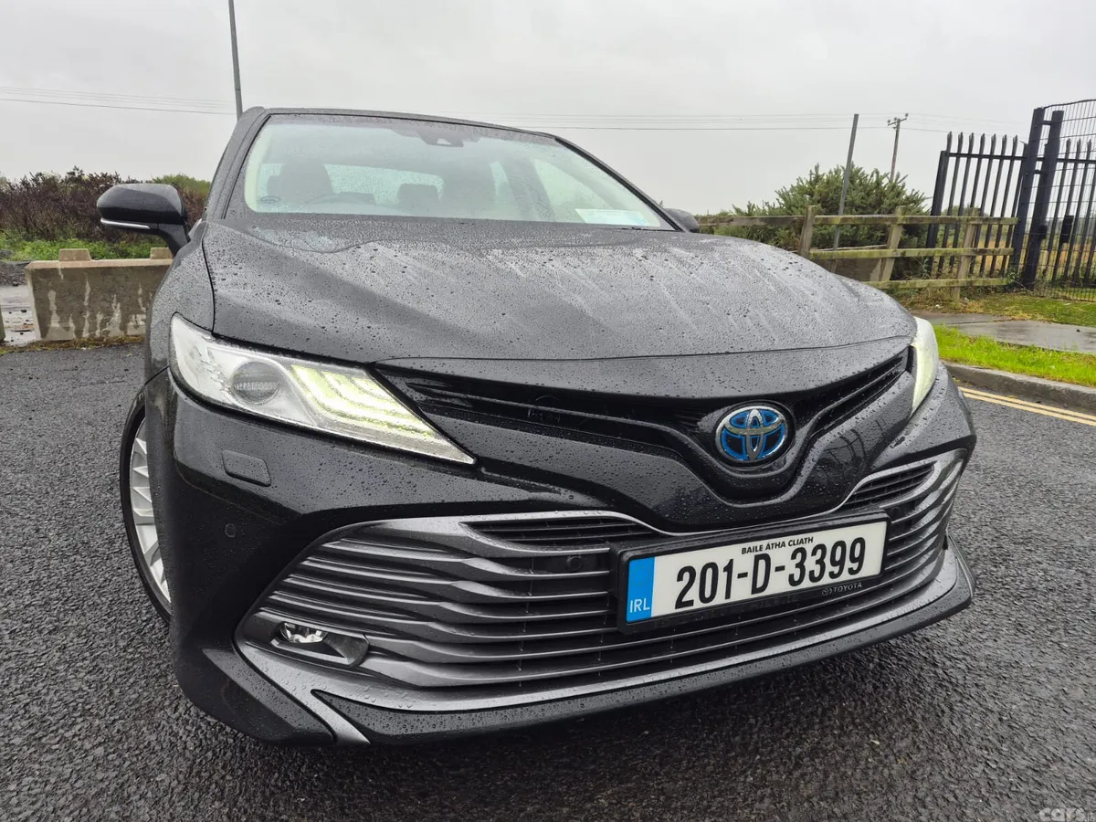 Toyota Camry Saloon, Petrol Hybrid, 2020, Black