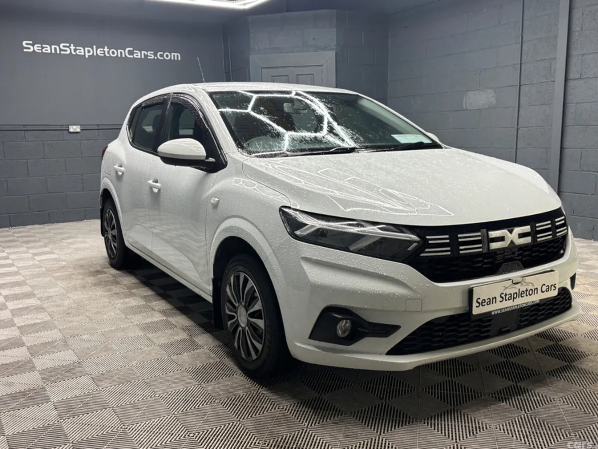 Dacia Sandero Hatchback, Petrol, 2023, White