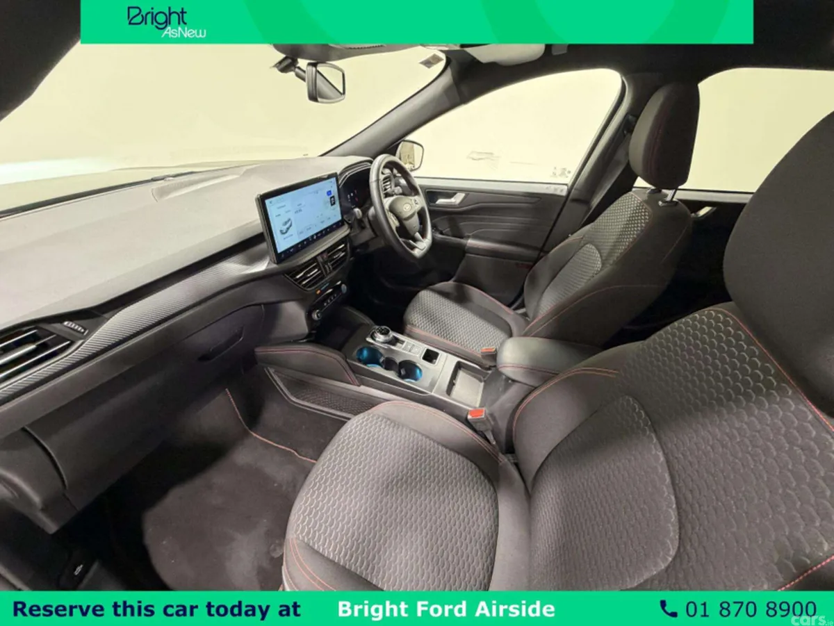 Ford Kuga MPV, Petrol Plug-in Hybrid, 2023, Blue
