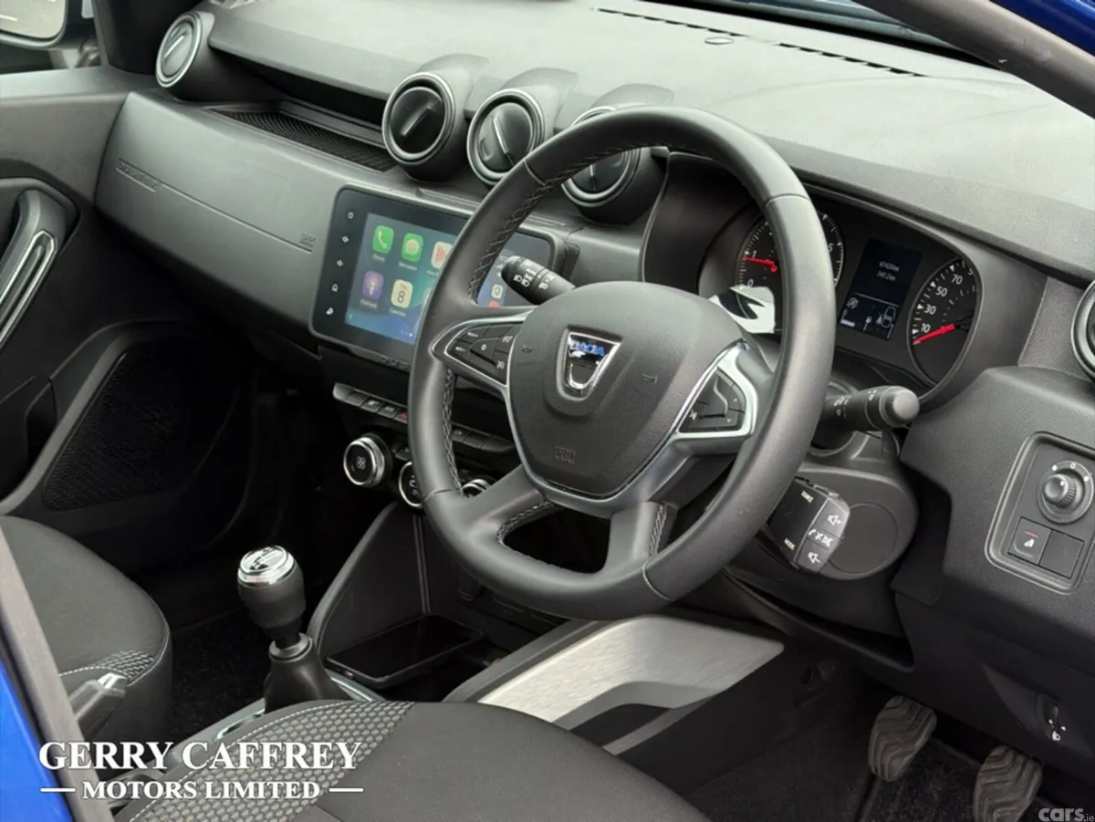 Dacia Duster SUV, Petrol, 2022, Blue