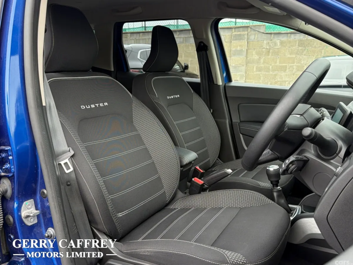 Dacia Duster SUV, Petrol, 2022, Blue