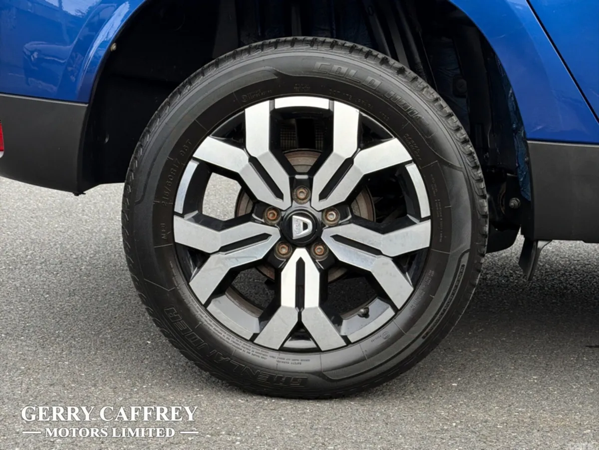 Dacia Duster SUV, Petrol, 2022, Blue