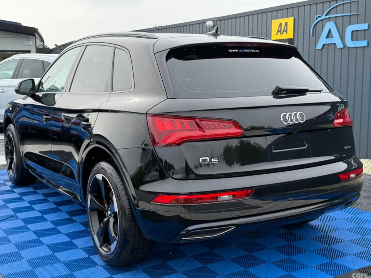 Audi Q5 SUV, Diesel, 2021, Black