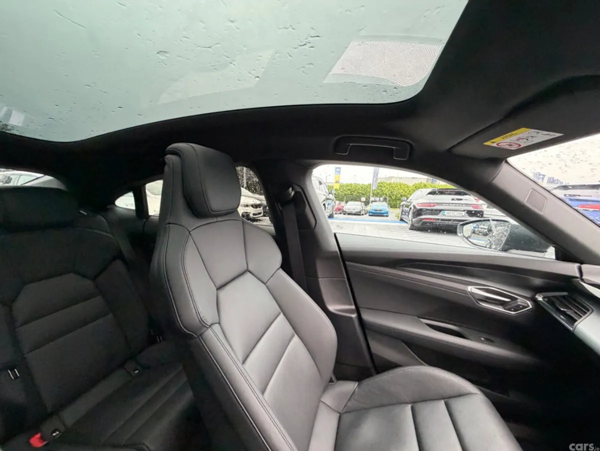 Audi e-tron GT quattro Coupe, Electric, 2022, Grey