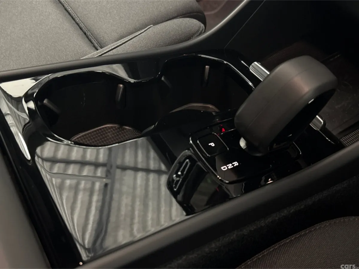 Volvo XC40 SUV, Electric, 2024, Grey