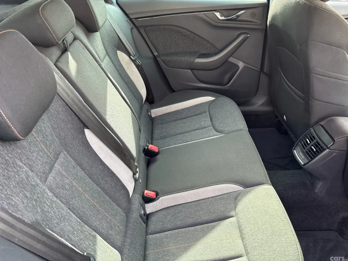 Skoda Kamiq Hatchback, Petrol, 2020, Blue